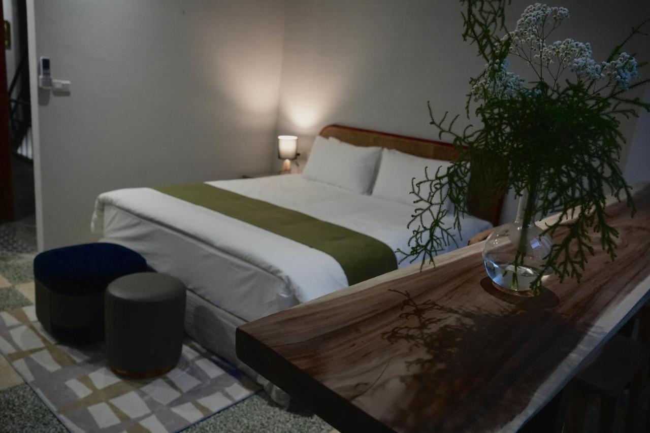 璿 旅 Syuan Hotel Тайнань Экстерьер фото