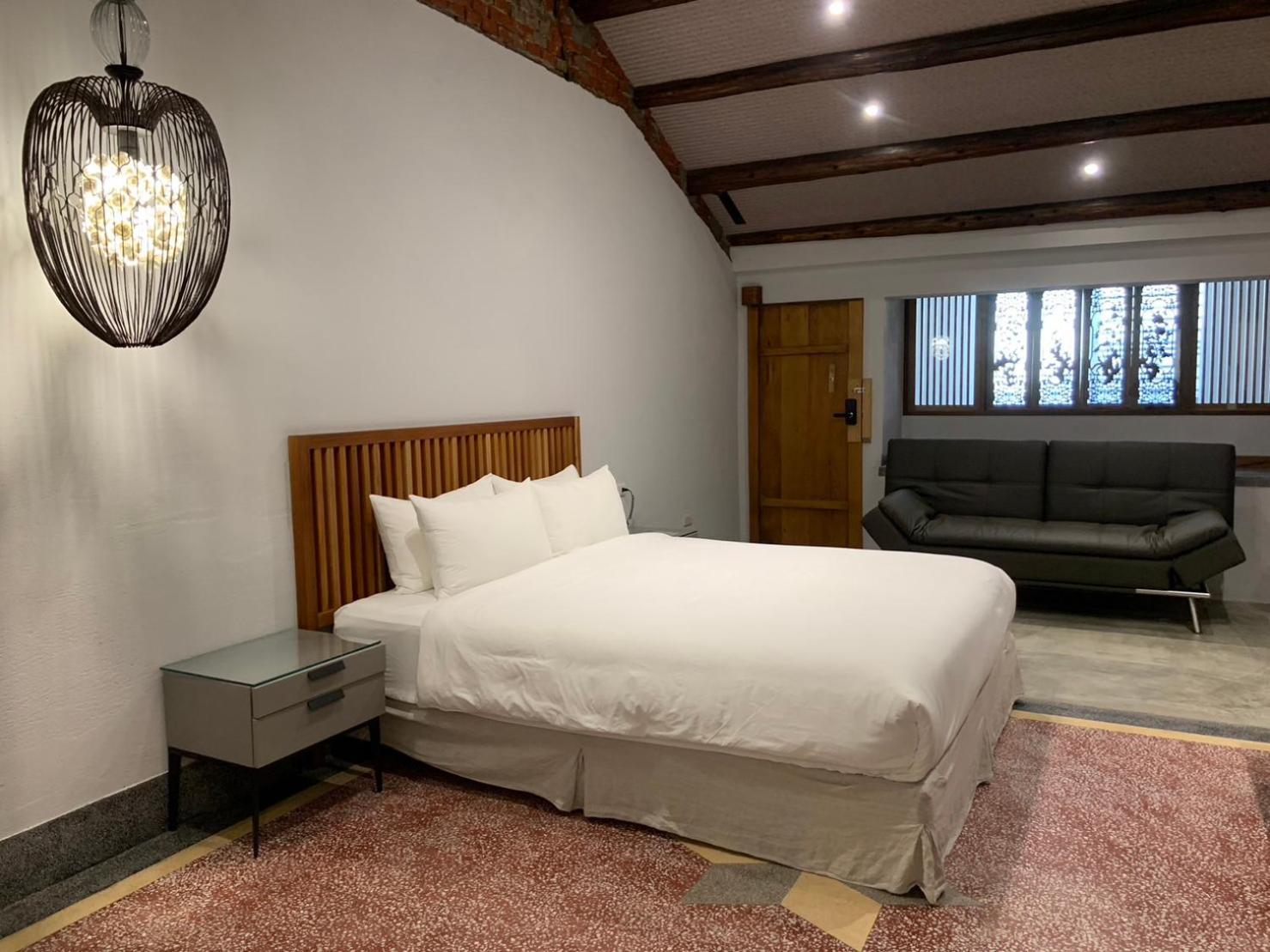 璿 旅 Syuan Hotel Тайнань Экстерьер фото