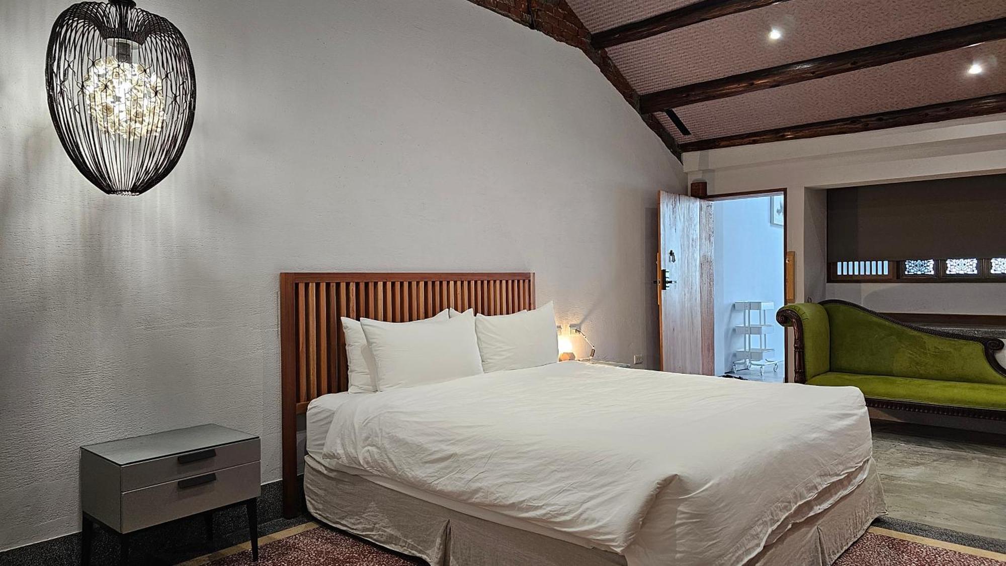 璿 旅 Syuan Hotel Тайнань Экстерьер фото